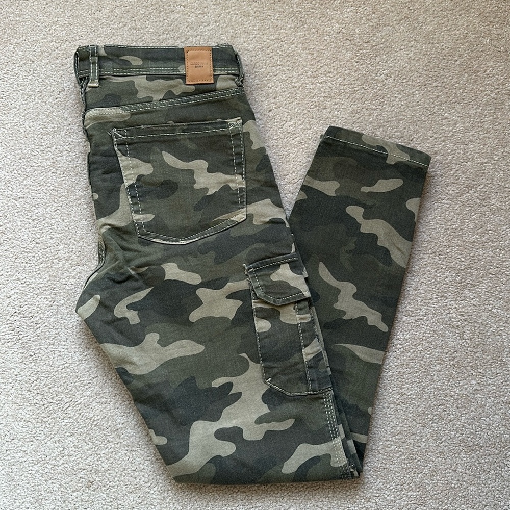 Bershka Cargo Pants